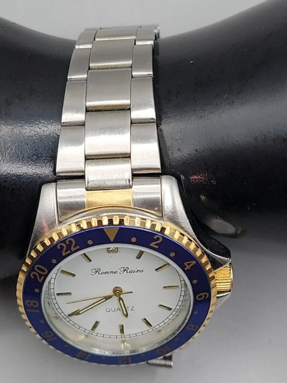 Vintage Renne Rains Stainless Steel Mens Two Tone Watch 8